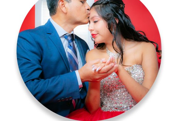 When Should I Hire My Quinceañera Photographer and Videographer in New York?