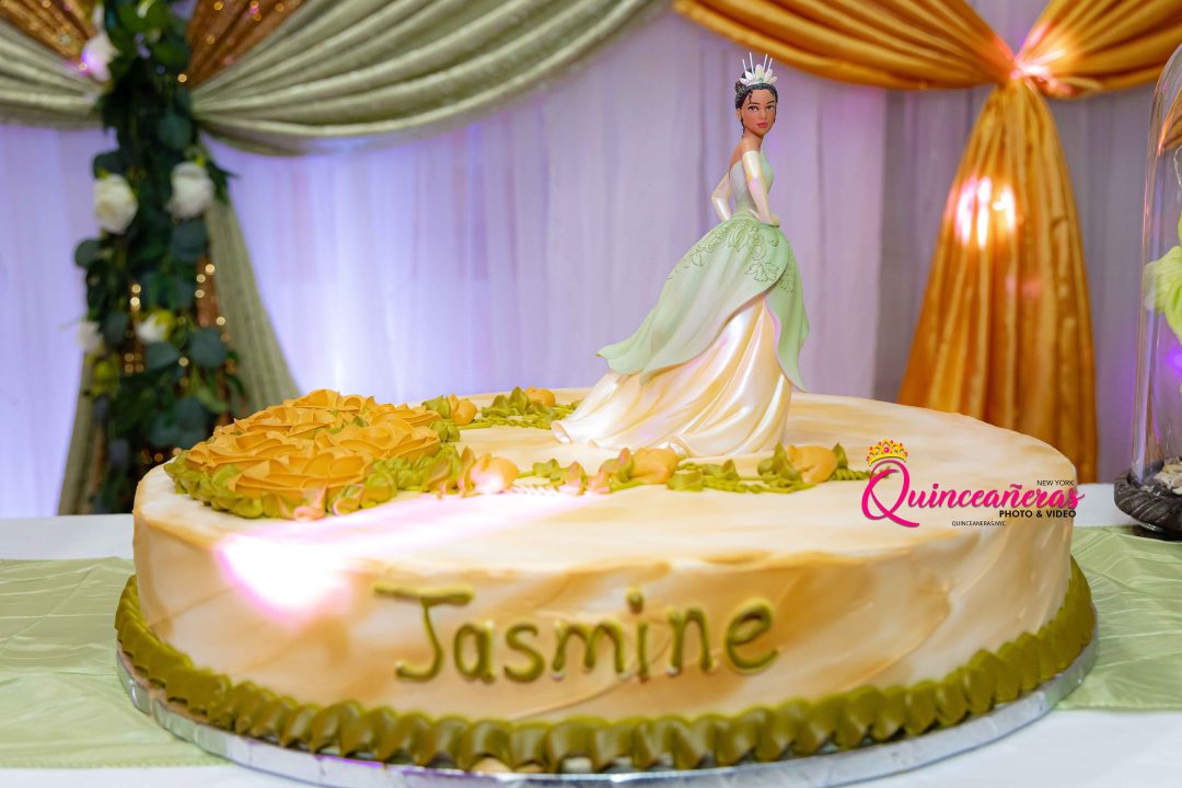 The Ultimate Guide for Quinceañera Cakes